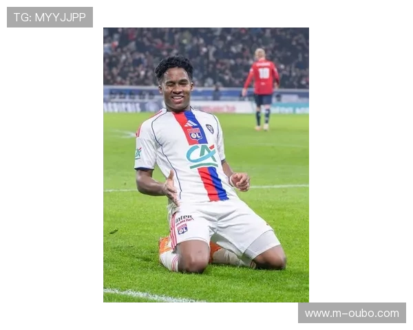 恩德里克租借至里昂后爆发，当选法甲1月最佳球员