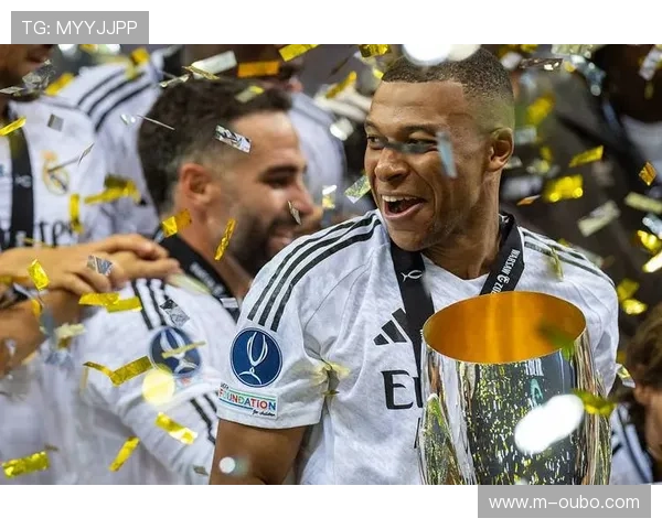 姆巴佩加盟皇家马德里后迎来欧冠首秀,表现备受期待 姆巴佩加盟皇家马德里后迎来欧冠首秀,表现备受期待