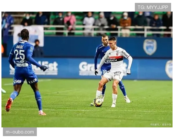 保级关键战前瞻:特鲁瓦与克莱蒙都将押宝于防守的稳定性与针对性